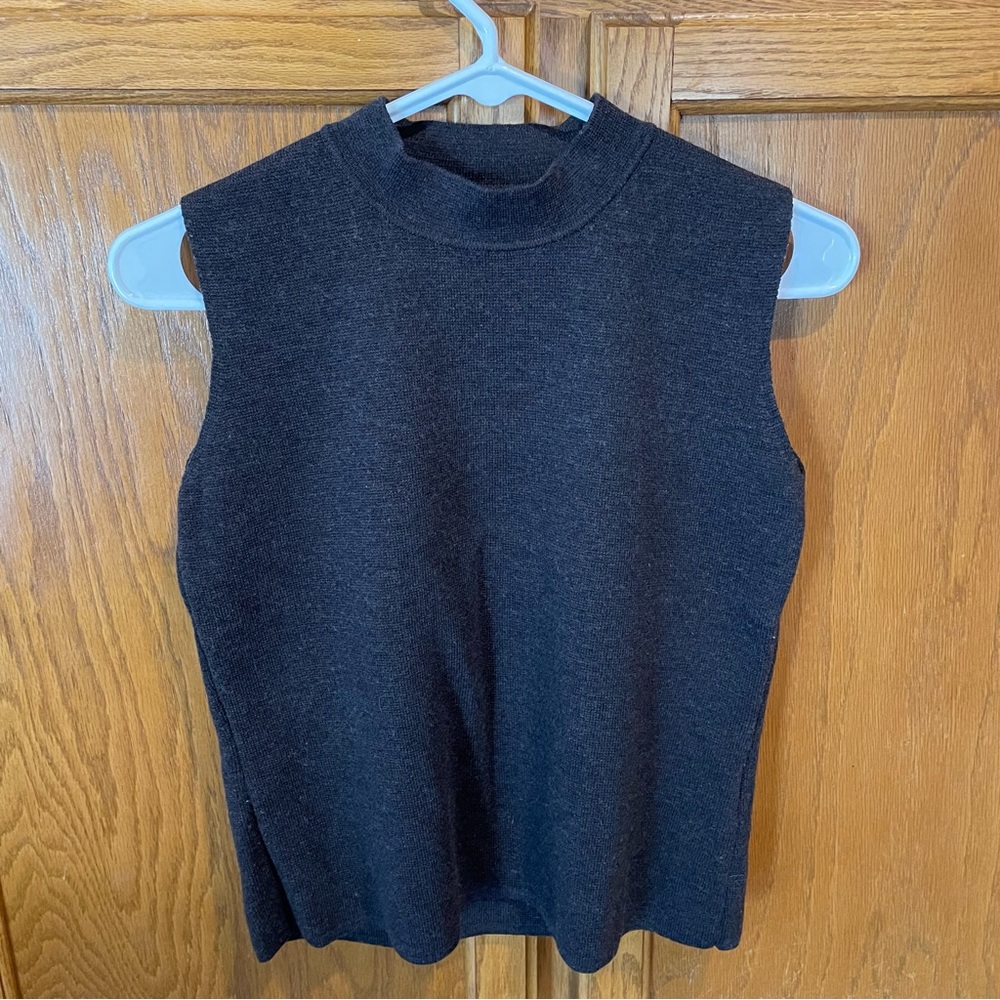 Eileen Fisher Black Sleeveless Sweater